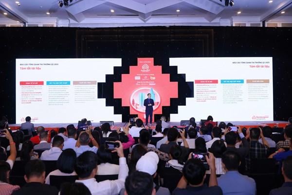 Chung cư dẫn dắt nhờ nhu cầu ở thực và đầu tư dài hạn