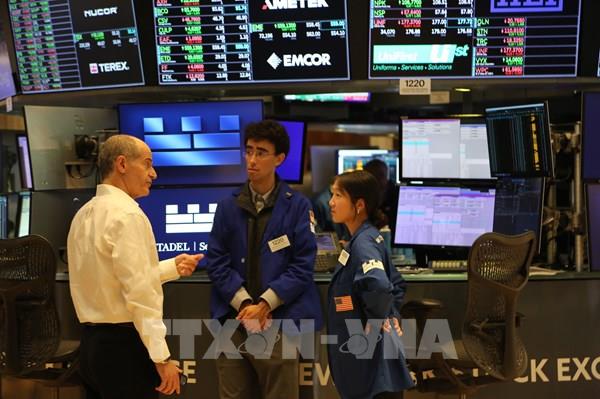 Chứng khoán Mỹ khởi sắc trong 