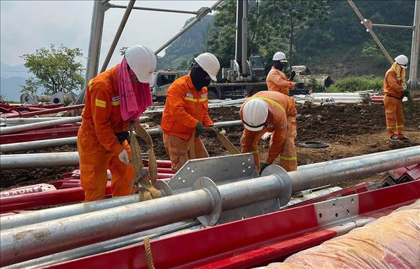 “Tiếp sức” cho Dự án đường dây 500kV Lào Cai - Vĩnh Yên