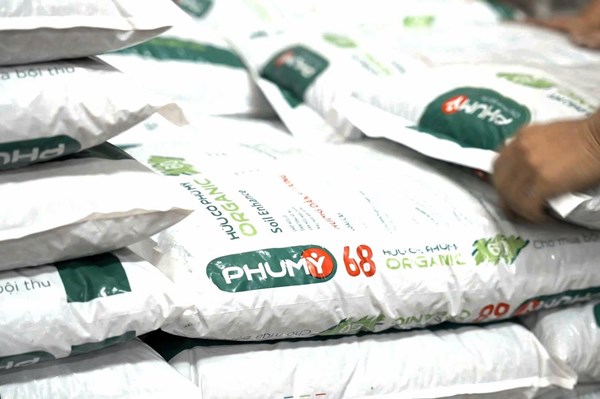 Ra mắt sản phẩm Phú Mỹ Organic, hoàn thiện “Bộ ba vàng” dinh dưỡng cho nông nghiệp bền vững   