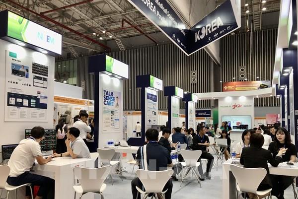 Khai mạc chuỗi triển lãm công nghiệp - y dược quốc tế 2025