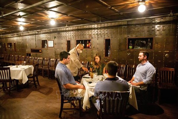 Hiệp hội Nhà hàng Mỹ cảnh báo thiệt hại hơn 15 tỷ USD nếu áp các mức thuế mới