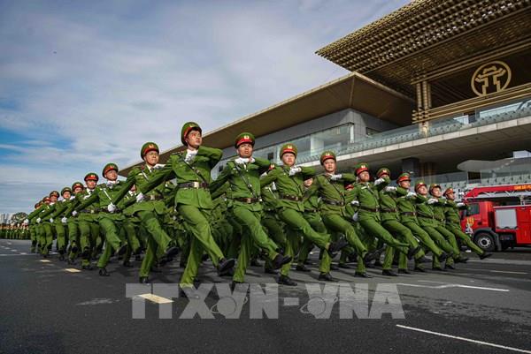 Công an Hà Nội hợp luyện chuẩn bị cho Kỷ niệm 80 năm Cách mạng tháng Tám và Quốc khánh 2/9