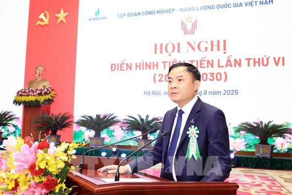 Petrovietnam: Thi đua giữ vững vai trò trụ cột năng lượng và tăng trưởng xanh