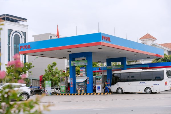 Giá xăng tăng nhẹ, giá dầu tiếp tục giảm từ chiều 21/8