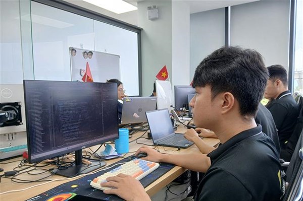 Khai mạc Tuần lễ Thương mại số và Kết nối vùng Đà Nẵng 2025