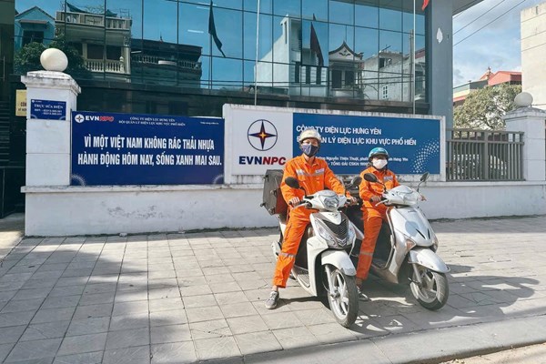 Loa kéo vào cuộc tuyên truyền tiết kiệm điện giữa cao điểm nắng nóng