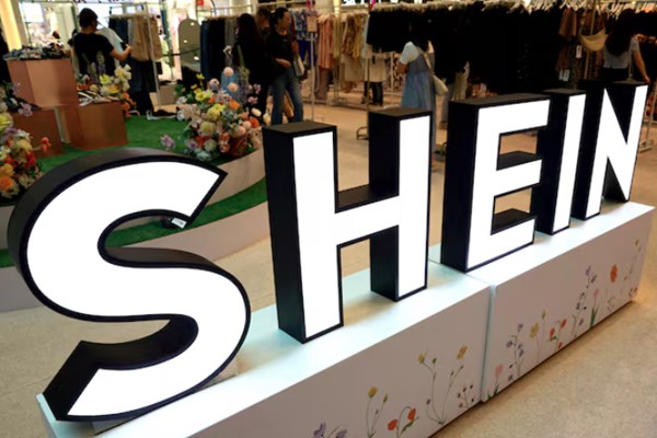 Italy phạt Shein 1 triệu euro vì tội "tẩy xanh"