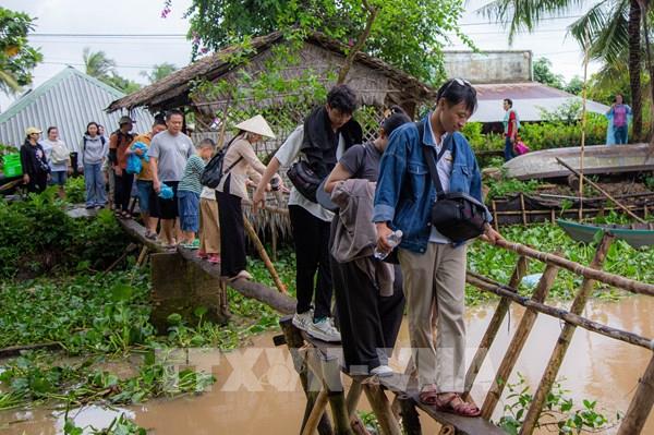 Giữ bản sắc, tạo giá trị: Hướng đi nào cho sản phẩm du lịch làng nghề?