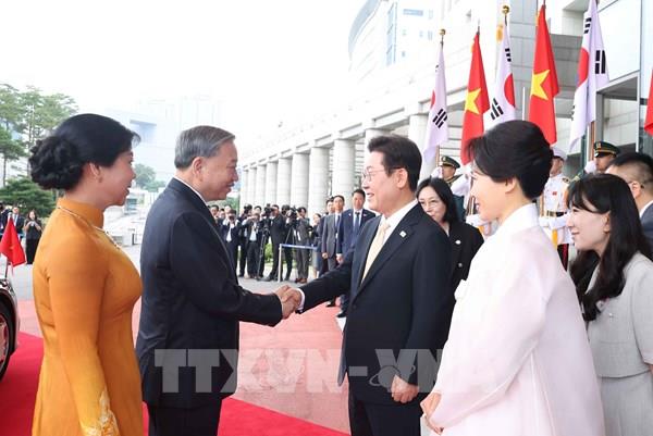 Lễ đón Tổng Bí thư Tô Lâm và Phu nhân thăm cấp Nhà nước Đại Hàn Dân quốc