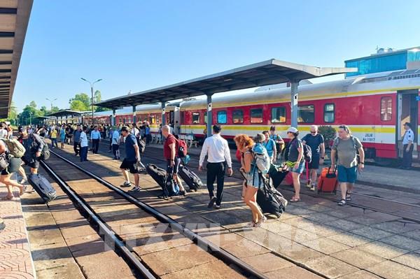 Ngành đường sắt tăng 51 chuyến tàu phục vụ dịp Quốc khánh 2/9