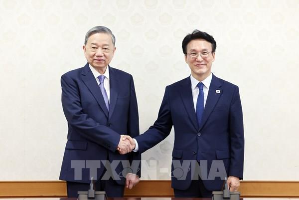 Tổng Bí thư Tô Lâm hội kiến Thủ tướng Hàn Quốc Kim Min Seok