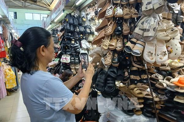 Chợ truyền thống vào guồng thương mại điện tử