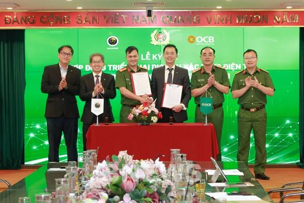 OCB hợp tác cùng Trung tâm Dữ liệu quốc gia triển khai xác thực điện tử qua VNeID