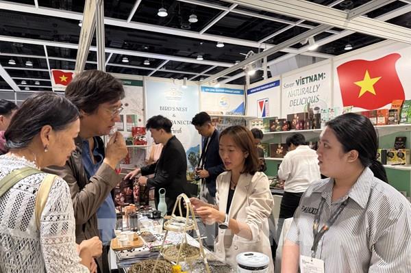 Hàng Việt Nam "hút" khách tại Hội chợ thực phẩm quốc tế ở Hong Kong (Trung Quốc)