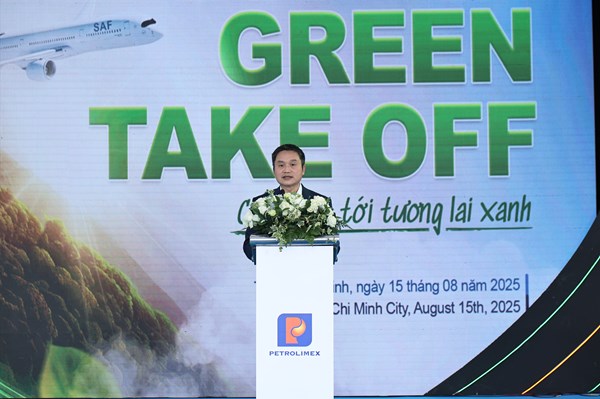 Petrolimex ra mắt nhiên liệu hàng không bền vững có thể giảm tới 80% phát thải