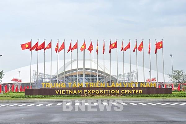 Hà Nội điều chỉnh giao thông, tăng cường xe buýt phục vụ Hội chợ Mùa Thu 2025