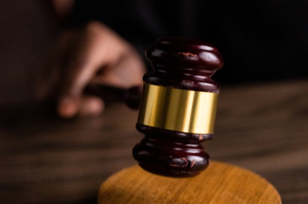 Công an Cần Thơ đình chỉ điều tra vụ mượn kit test Việt Á do không có vụ lợi