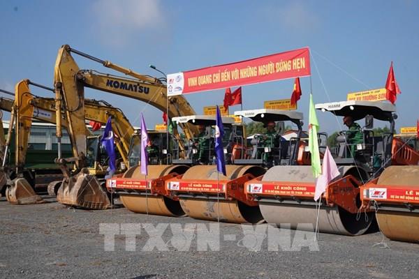 Khởi công 3 cao tốc kết nối sân bay Long Thành, cảng biển, logistics Vùng kinh tế trọng điểm phía Nam