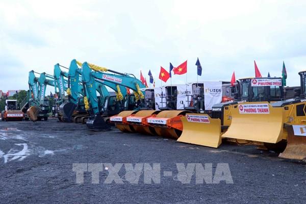 Phấn đấu tăng trưởng GDP trên 10% mỗi năm giai đoạn 2026-2030