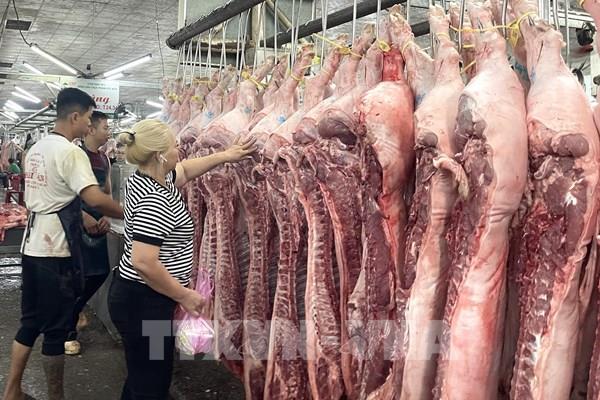 Giá lợn hơi tại Đồng Tháp giảm mạnh