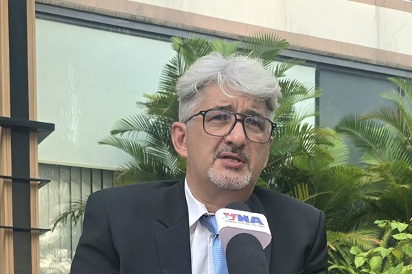 Ấn tượng Việt Nam: Từ giảm nghèo ngoạn mục đến tăng trưởng xanh