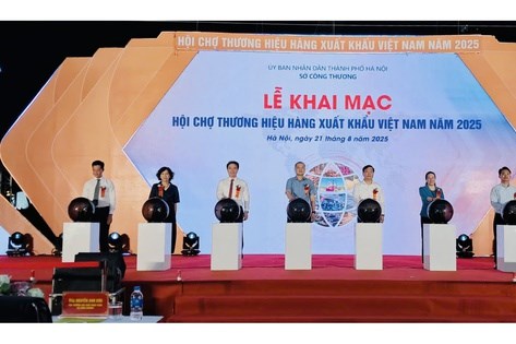 Hội chợ thương hiệu hàng xuất khẩu Việt Nam năm 2025