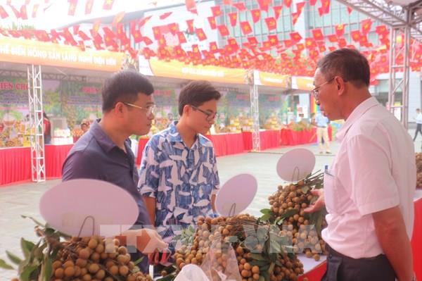 Phiên chợ nhãn lồng - Nông sản tiêu biểu tỉnh Hưng Yên hút khách