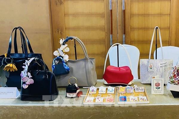 Ngành dệt may, da giày tìm động lực tăng trưởng từ thị trường nội địa