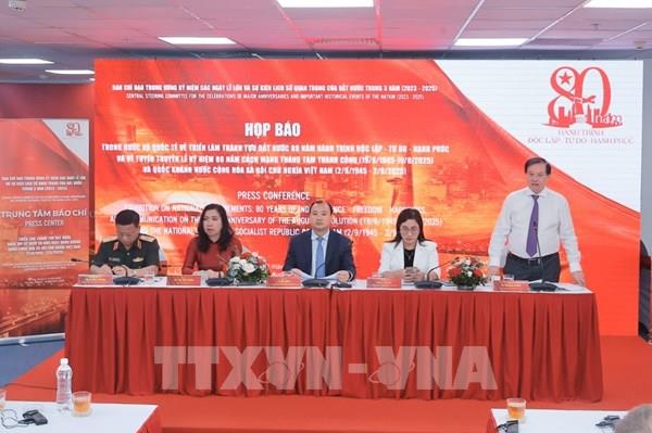 Triển lãm thành tựu đất nước: Khai trương Trung tâm báo chí