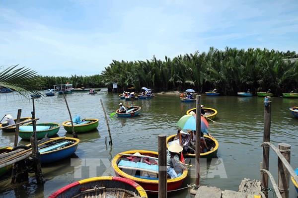 Việt Nam đón 15,4 triệu lượt khách quốc tế trong 9 tháng năm 2025