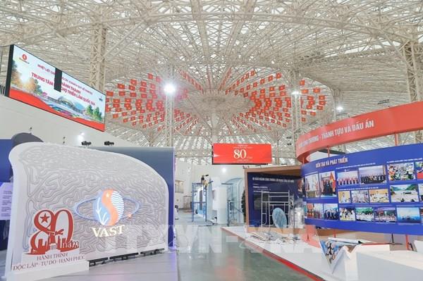 Công điện của Thủ tướng về tổ chức khai mạc triển lãm thành tựu Đất nước