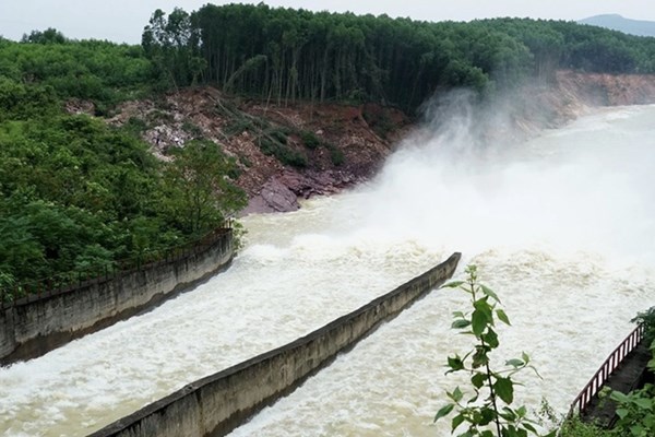 Hà Tĩnh xả tràn 7 hồ chứa lớn từ 9 giờ ngày 24/8​