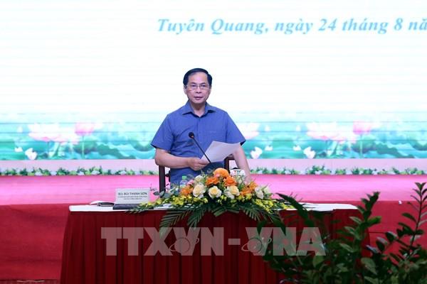Phó Thủ tướng: Khắc phục hạn chế để hoàn thành toàn diện các mục tiêu năm 2025