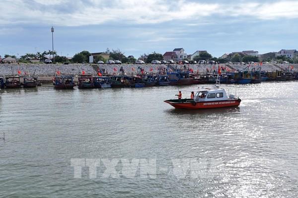 Ứng phó bão số 9: Quảng Ninh tạm dừng cấp phép phương tiện ra khơi