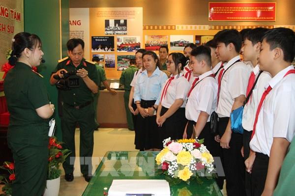 Cần Thơ khai mạc triển lãm chuyên đề "Cách mạng Tháng Tám - Mốc son lịch sử"