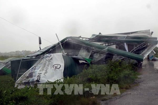 Bão số 5 ảnh hưởng trực tiếp đến nhiều địa phương ở Hà Tĩnh