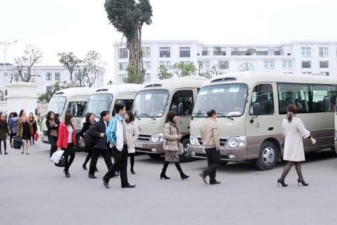 Ban hành chính sách hỗ trợ đi lại, lưu trú cho cán bộ sau hợp nhất