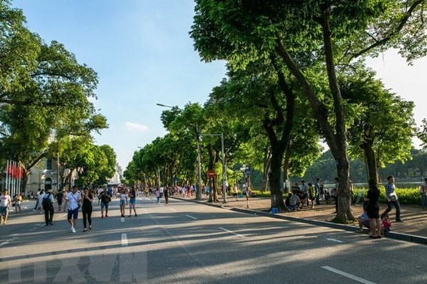 Dự báo thời tiết hôm nay 17/10: Hà Nội ngày nắng, chiều tối có mưa dông