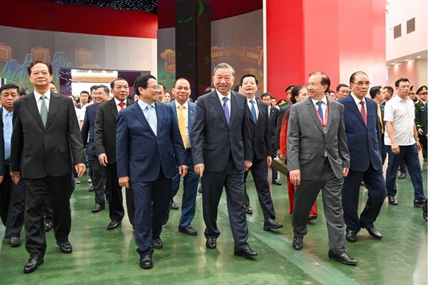 Vingroup ghi dấu ấn kiến tạo tại Triển lãm 80 năm Quốc khánh