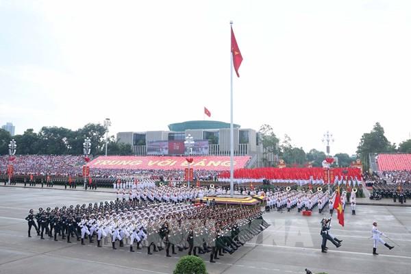 Bắt đối tượng lừa bán 135 vé xem diễu binh A80