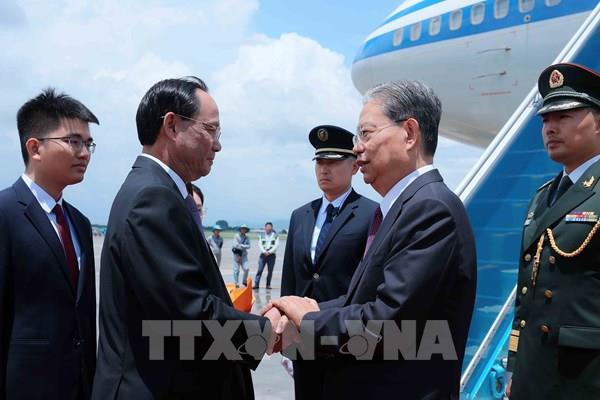 Ủy viên trưởng Nhân đại toàn quốc Trung Quốc Triệu Lạc Tế đến Hà Nội, bắt đầu thăm chính thức Việt Nam