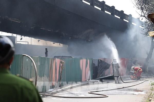 Bộ Xây dựng chỉ đạo khẩn sau vụ hoả hoạn dưới gầm cầu Vĩnh Tuy