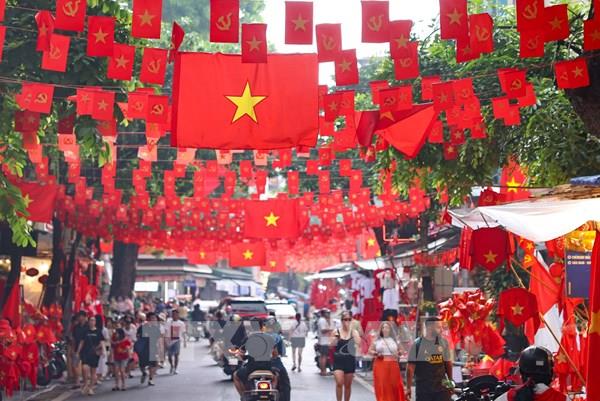 Rợp bóng cờ bay mừng 80 năm Ngày Quốc khánh 2 - 9