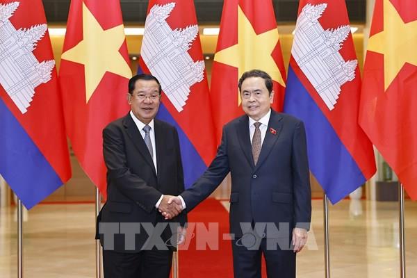Chủ tịch Quốc hội Trần Thanh Mẫn hội kiến Chủ tịch Đảng Nhân dân Campuchia, Chủ tịch Thượng viện Campuchia Hun Sen