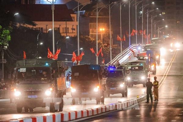 Các đoàn diễu binh, diễu hành A80 tập trung về Cung thể thao Quần Ngựa