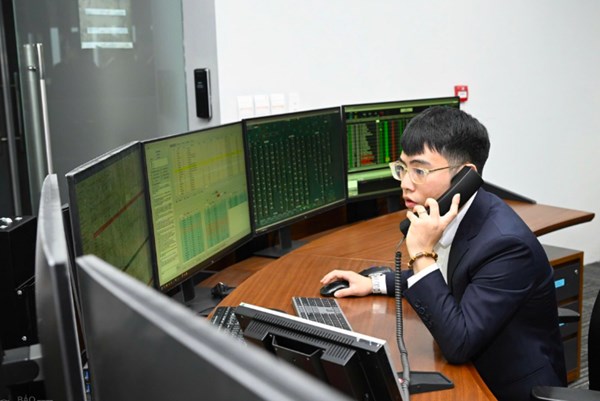 Vận hành hệ thống điện quốc gia an toàn dịp nghỉ lễ 2/9