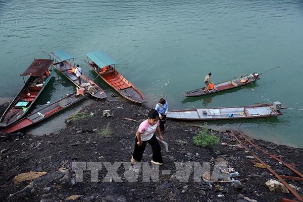 Năm học mới 2025-2026: Thầy trò vùng cao, vượt sông Đà gieo mầm con chữ