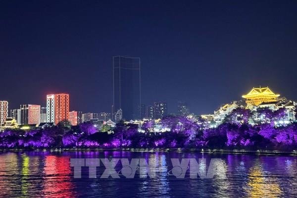 Khám phá sông Liễu Giang (Trung Quốc) về đêm