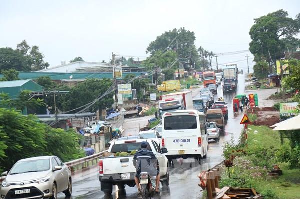 Nan giải “bài toán” ùn tắc giao thông cục bộ Quốc lộ 26